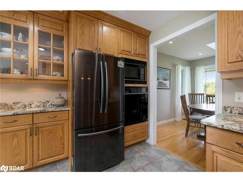 102554 Road 49 Road, West Grey, ON - Indoor Photo Showing Kitchen