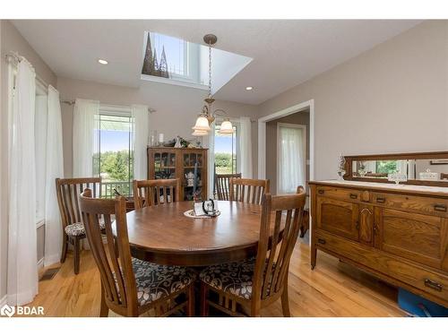 102554 Road 49 Road, West Grey, ON - Indoor Photo Showing Dining Room