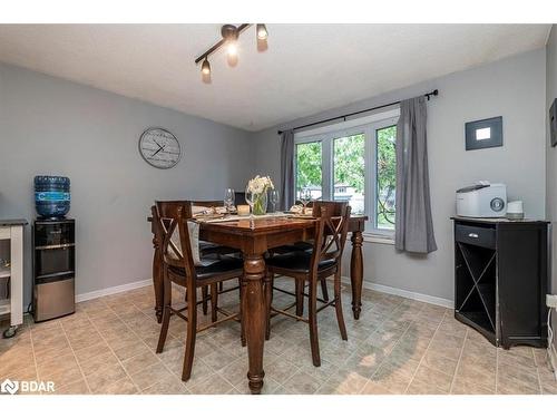 3 Sinclair Court, Barrie, ON - Indoor Photo Showing Dining Room