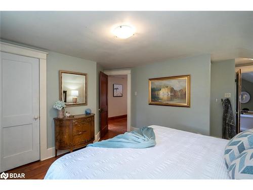 22 Mill Street E, Grand Valley, ON - Indoor Photo Showing Bedroom