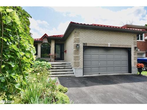 165 Cheltenham Road, Barrie, ON - Outdoor With Facade