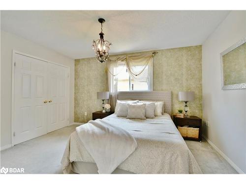 165 Cheltenham Road, Barrie, ON - Indoor Photo Showing Bedroom