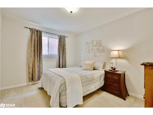 165 Cheltenham Road, Barrie, ON - Indoor Photo Showing Bedroom