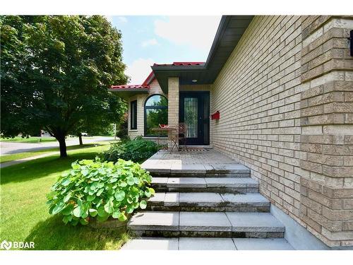 165 Cheltenham Road, Barrie, ON - Outdoor