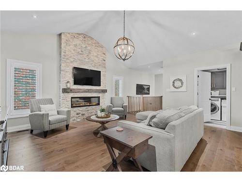 170 Summerset Drive Drive, Barrie, ON - Indoor Photo Showing Living Room With Fireplace