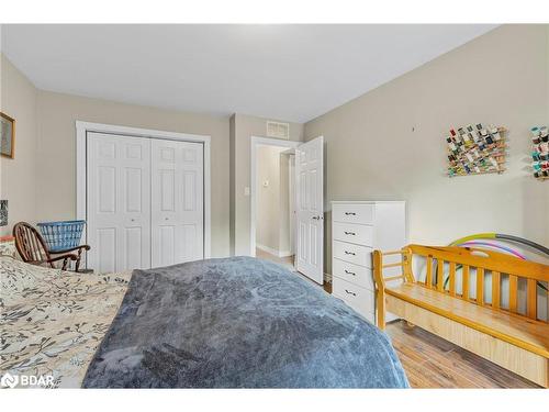 66 Raglan Street, Collingwood, ON - Indoor Photo Showing Bedroom