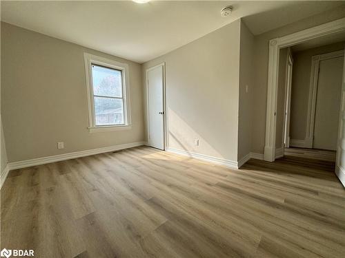 212 Laclie Street, Orillia, ON - Indoor Photo Showing Other Room