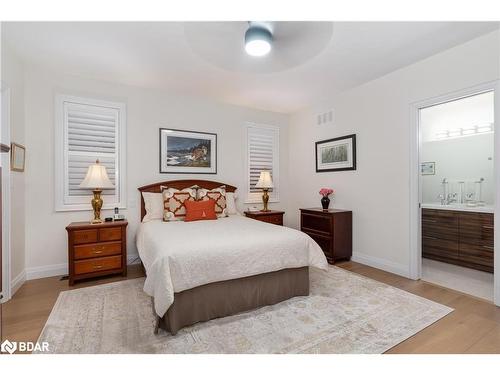 203 Montgomery Drive, Barrie, ON - Indoor Photo Showing Bedroom