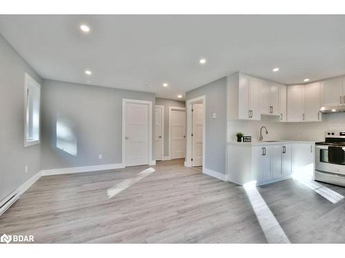 Upper-97 Queens Street, Barrie, ON - Indoor Photo Showing Kitchen