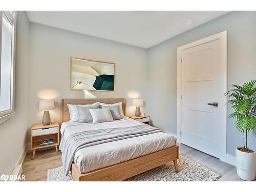 Upper-97 Queens Street, Barrie, ON - Indoor Photo Showing Bedroom