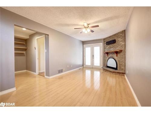 6843 Avila Road, Peel, ON - Indoor Photo Showing Other Room