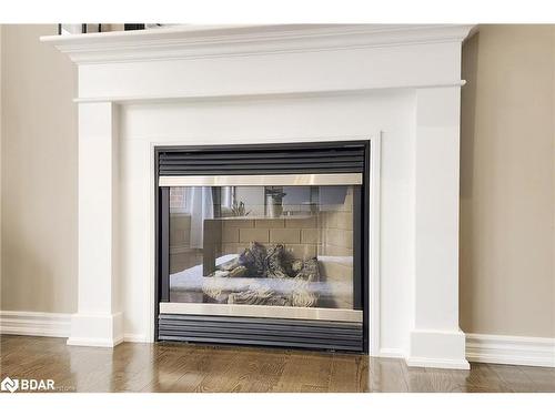 740 Rayner Court, Milton, ON - Indoor With Fireplace