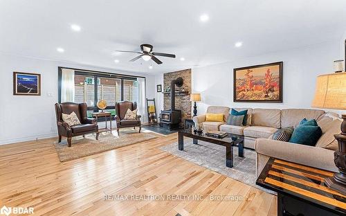 6 Mill Street E, Springwater, ON - Indoor Photo Showing Living Room