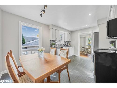 25 Eileen Drive, Barrie, ON - Indoor Photo Showing Dining Room