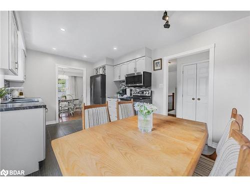 25 Eileen Drive, Barrie, ON - Indoor Photo Showing Dining Room