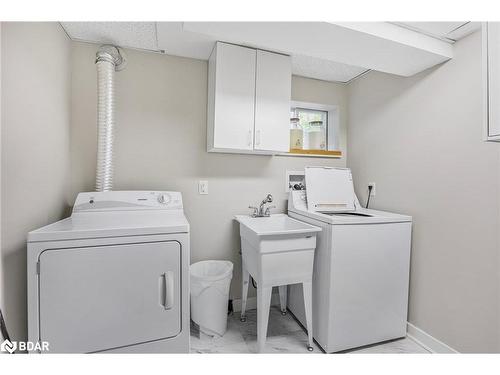 25 Eileen Drive, Barrie, ON - Indoor Photo Showing Laundry Room