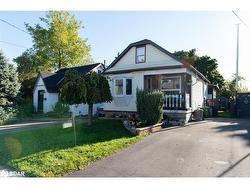 678 Knox Avenue  Hamilton, ON L8H 6K5