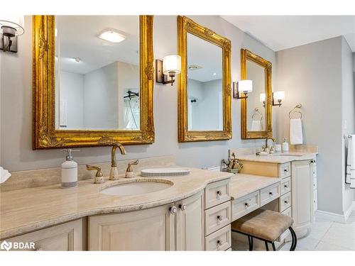 13 Bridle Trail, Midhurst, ON - Indoor Photo Showing Bathroom