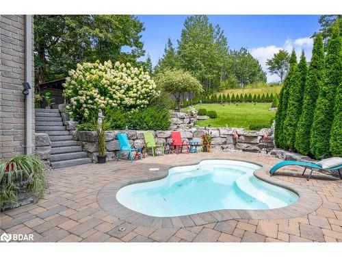 13 Bridle Trail, Midhurst, ON - Outdoor With In Ground Pool With Deck Patio Veranda With Backyard