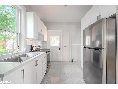 243 Dunlop Street E, Barrie, ON - Indoor Photo Showing Kitchen With Double Sink With Upgraded Kitchen