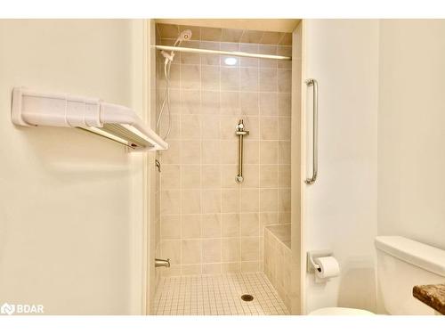 73 Wally Drive, Wasaga Beach, ON - Indoor Photo Showing Bathroom