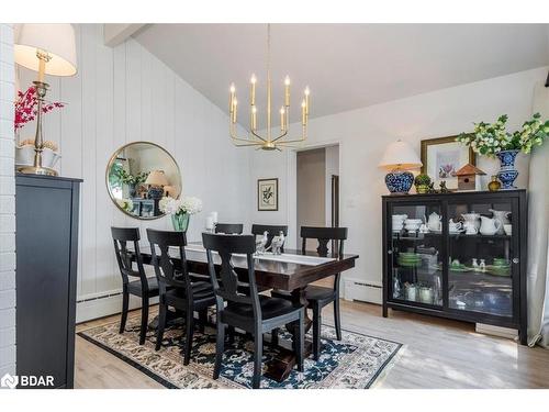 18 Maple Drive, Orillia, ON - Indoor Photo Showing Dining Room