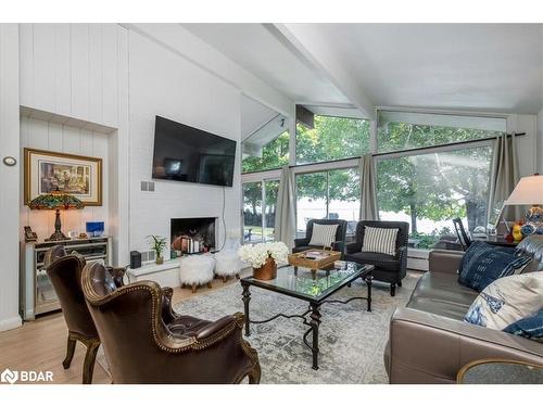 18 Maple Drive, Orillia, ON - Indoor Photo Showing Living Room With Fireplace