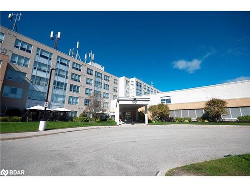 412-90 Dean Avenue, Barrie, ON - Outdoor With Facade