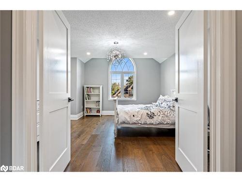 312 Nottingham Forest Road, Bradford/West Gwillimbury, ON - Indoor Photo Showing Bedroom