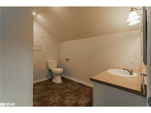 45 Wellington Street, Port Burwell, ON - Indoor Photo Showing Bathroom