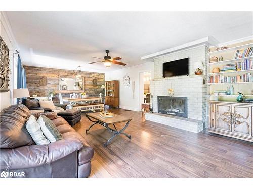 21 Robert Street E, Penetanguishene, ON - Indoor Photo Showing Living Room With Fireplace