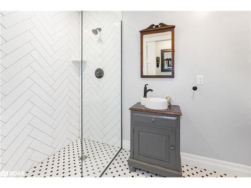 21 Robert Street E, Penetanguishene, ON - Indoor Photo Showing Bathroom