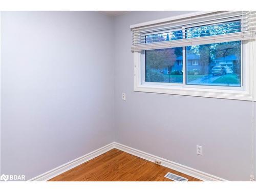 Lower-48 Ottaway Avenue, Barrie, ON - Indoor Photo Showing Other Room