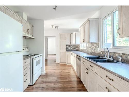 211 Phillips Street, Barrie, ON - Indoor Photo Showing Kitchen With Double Sink