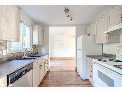 211 Phillips Street, Barrie, ON - Indoor Photo Showing Kitchen With Double Sink