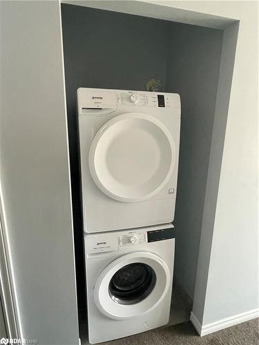 2033 Brampton Street, Hamilton, ON - Indoor Photo Showing Laundry Room