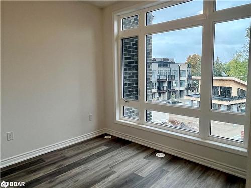 18 Wyn Wood Lane Lane, Orillia, ON - Indoor Photo Showing Other Room