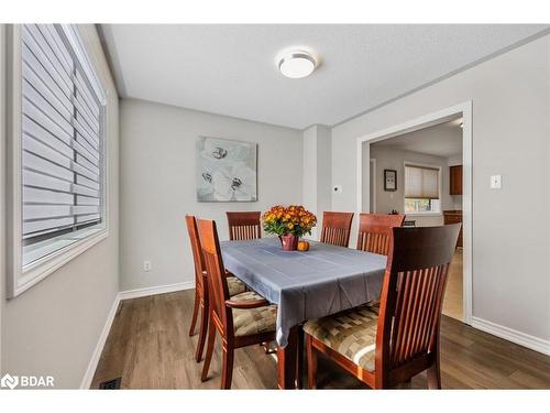 32 Jagges Drive, Barrie, ON - Indoor Photo Showing Dining Room