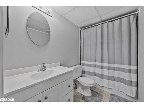 32 Jagges Drive, Barrie, ON - Indoor Photo Showing Bathroom