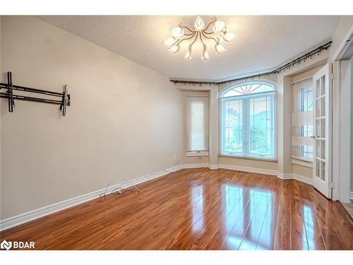 22 Macmillan Crescent, Barrie, ON - Indoor Photo Showing Other Room