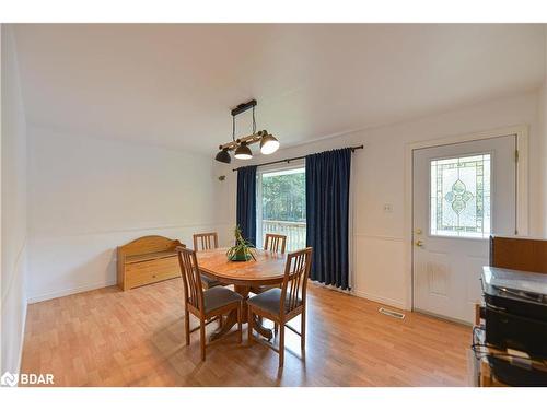 1528 Kitchen Side Road, Severn, ON - Indoor Photo Showing Dining Room