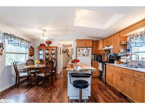 58 Shamrock Crescent, Essa, ON - Indoor Photo Showing Kitchen With Double Sink