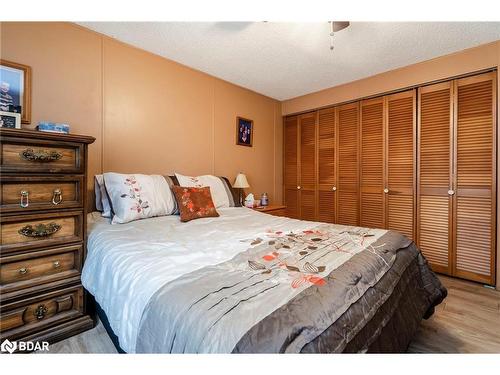 58 Shamrock Crescent, Essa, ON - Indoor Photo Showing Bedroom