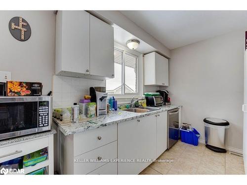 151 Cundles Road E, Barrie, ON - Indoor Photo Showing Kitchen