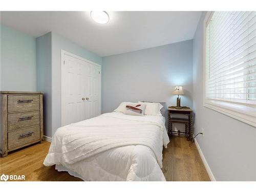 86 Osprey Ridge Road, Barrie, ON - Indoor Photo Showing Bedroom