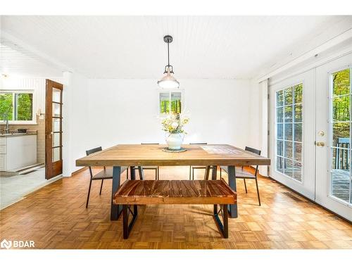 11 Bourgeois Court, Tiny, ON - Indoor Photo Showing Dining Room