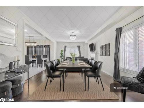 12 Cypress Point, Barrie, ON - Indoor Photo Showing Dining Room