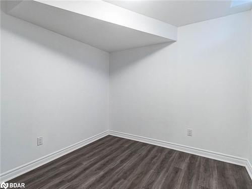 571 Rossellini Drive, Mississauga, ON - Indoor Photo Showing Other Room