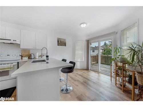 392 Irwin Street, Midland, ON - Indoor Photo Showing Kitchen