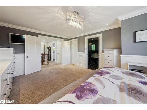 26 Doon Crescent, Keswick, ON - Indoor Photo Showing Bedroom